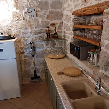 Antonci-18, Pool, 3 Houses, Jacuzzi, Private Territory ヴィラ *