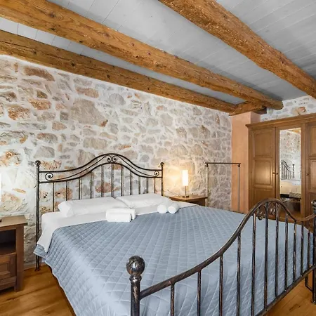Antonci-18, Pool, 3 Houses, Jacuzzi, Private Territory
