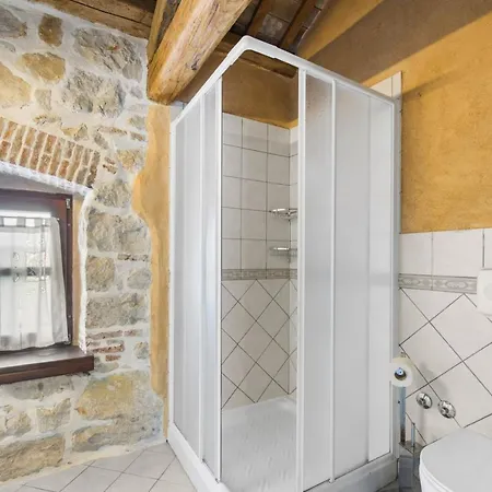 Antonci-18, Pool, 3 Houses, Jacuzzi, Private Territory *