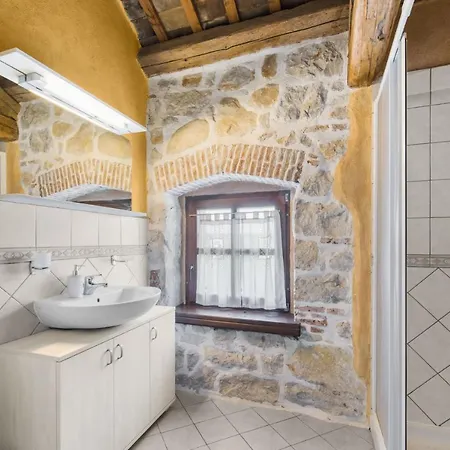 Antonci-18, Pool, 3 Houses, Jacuzzi, Private Territory Villa *